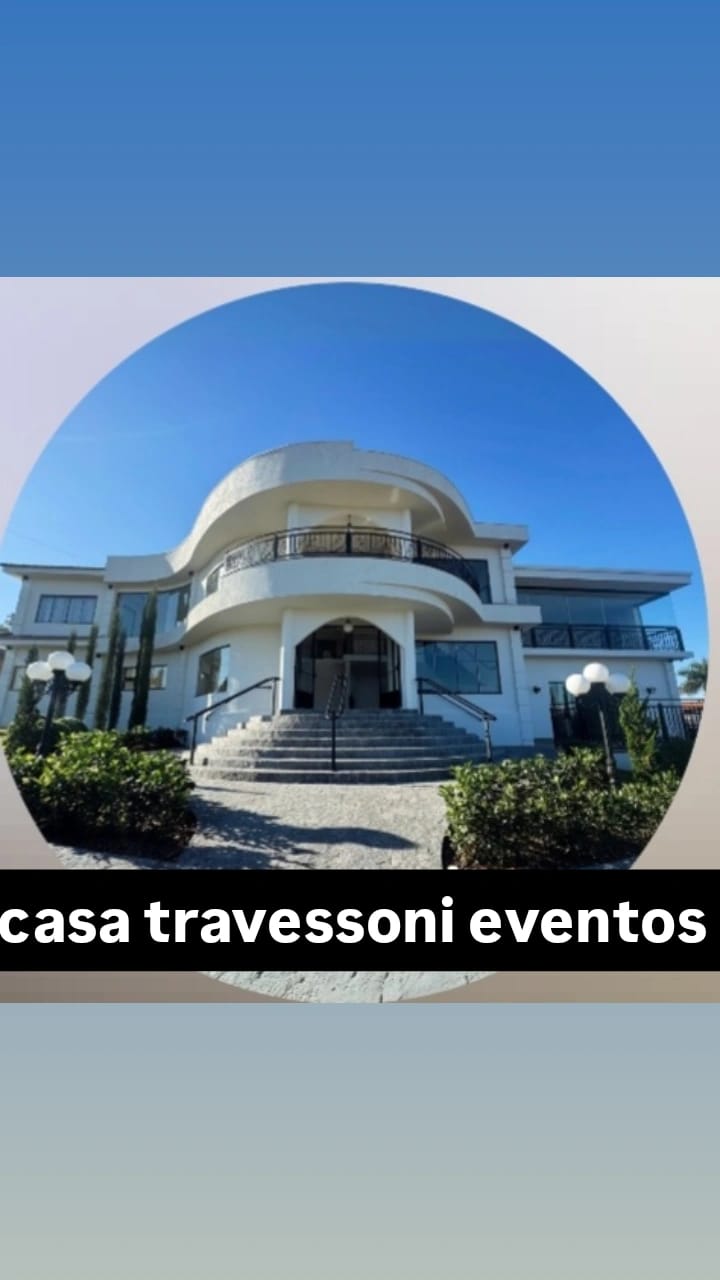 CASA TRAVESSONI EVENTOS -Quando o seu evento é especial, ele merece um lugar à altura. A Casa Travessoni Eventos é o espaço ideal para aniversários, casamentos, eventos corporativos, confraternizações e qualquer celebração que você queira transformar em um momento inesquecível. Com ambiente amplo, climatizado, estrutura moderna, iluminação perfeita, espaço para cerimonial ao ar livre e todo o conforto que seus convidados merecem, a Casa Travessoni Eventos está pronta para receber o seu grande dia do jeito que você imagina. Venha conhecer, se encantar e garantir sua data. A Casa Travessoni Eventos fica na Rua Severino Ferreira de Oliveira, 513. Informações e reservas pelo WhatsApp (14) 99172-3849. visite no nosso stragan casa_travessoni_eventos e conheça o lugar que seu evento se tornara inesquecivel Casa Travessoni Eventos… o cenário perfeito para celebrar a vida.